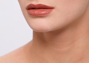 金箔化粧品の効果と選び方:美肌を手に入れるための完全ガイド